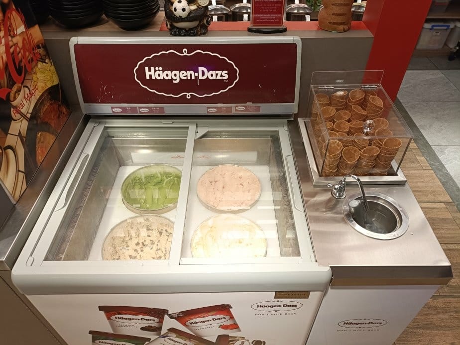 台北西門町美食|肉之間大盤肉幸福鍋物-台北西門店。雞肉飯/滷 台北西門町美食|肉之間大盤肉幸福鍋物-台北西門店。雞肉飯/滷