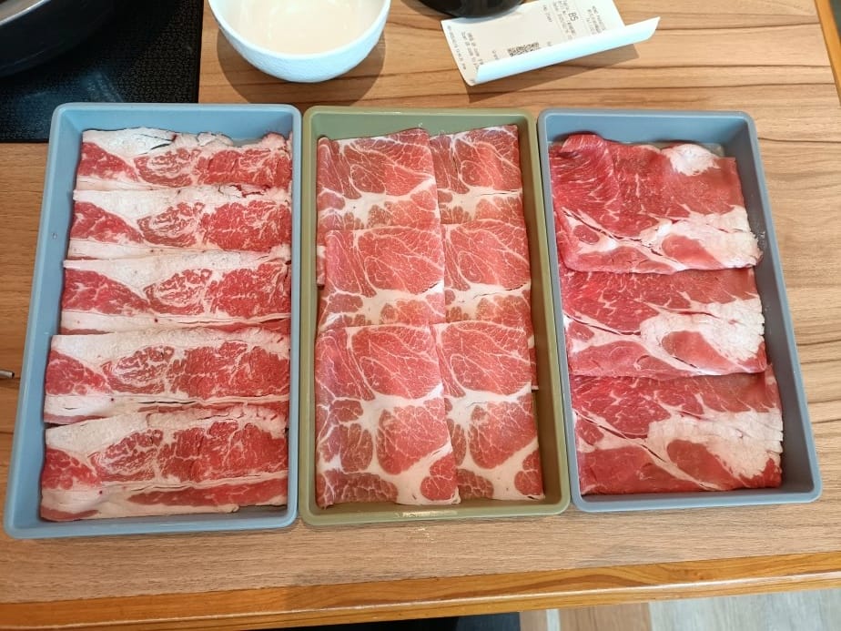 板橋美食|MO-MO-PARADISE 板橋大遠百牧場。日式