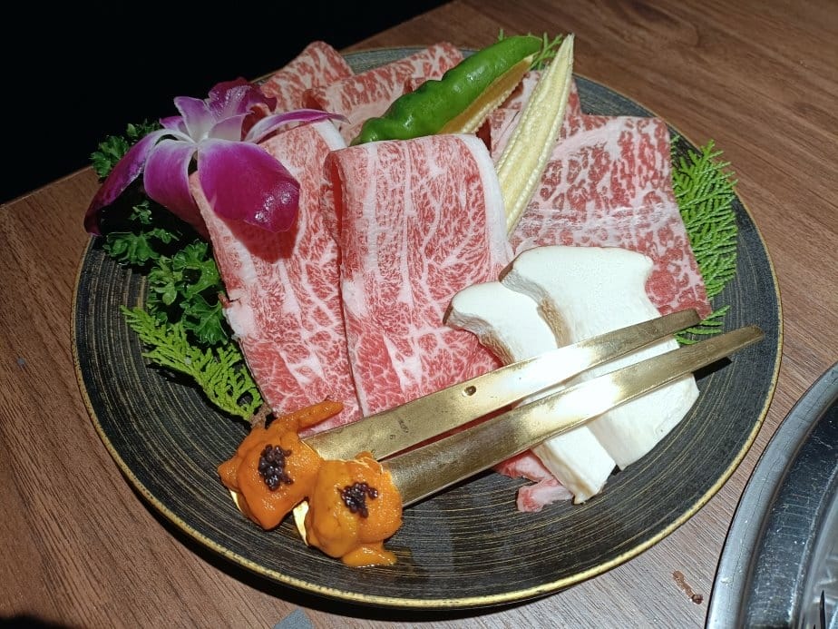 台北信義區美食|揪餖燒肉-微風南山店。極奢和牛日料套餐,所有 台北信義區美食|揪餖燒肉-微風南山店。極奢和牛日料套餐,所有