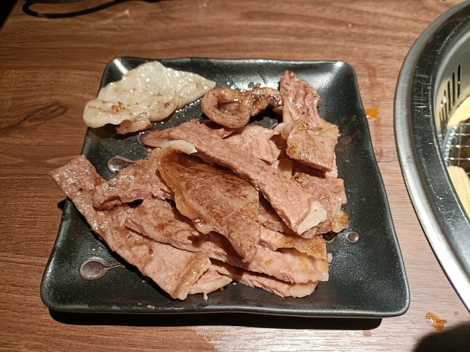 台北信義區美食|揪餖燒肉-微風南山店。極奢和牛日料套餐,所有 台北信義區美食|揪餖燒肉-微風南山店。極奢和牛日料套餐,所有