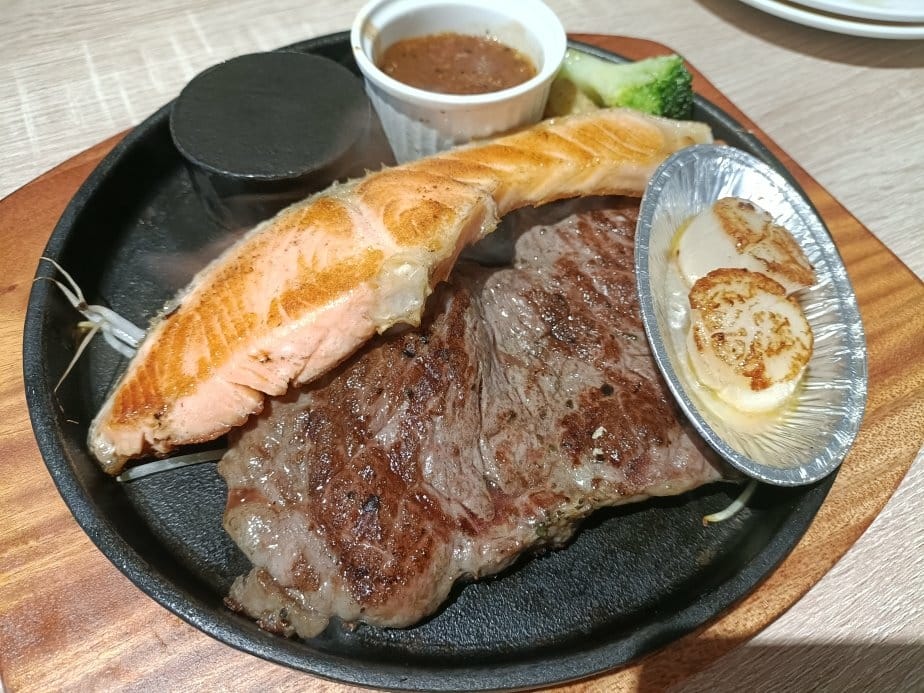 板橋美食|牛室炙燒牛排BEEFHOUSE-板橋府中店。一個人 板橋美食|牛室炙燒牛排BEEFHOUSE-板橋府中店。一個人