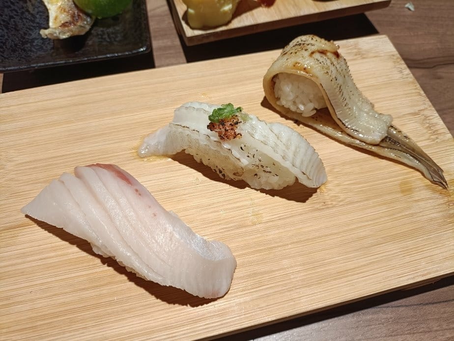 板橋美食|魚韻居酒屋。主打套餐688元+10%可吃到10道料 板橋美食|魚韻居酒屋。主打套餐688元+10%可吃到10道料