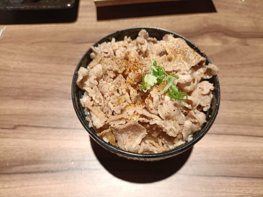 板橋美食|魚韻居酒屋。主打套餐688元+10%可吃到10道料 板橋美食|魚韻居酒屋。主打套餐688元+10%可吃到10道料