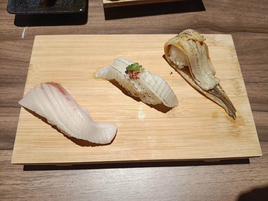 板橋美食|魚韻居酒屋。主打套餐688元+10%可吃到10道料 板橋美食|魚韻居酒屋。主打套餐688元+10%可吃到10道料