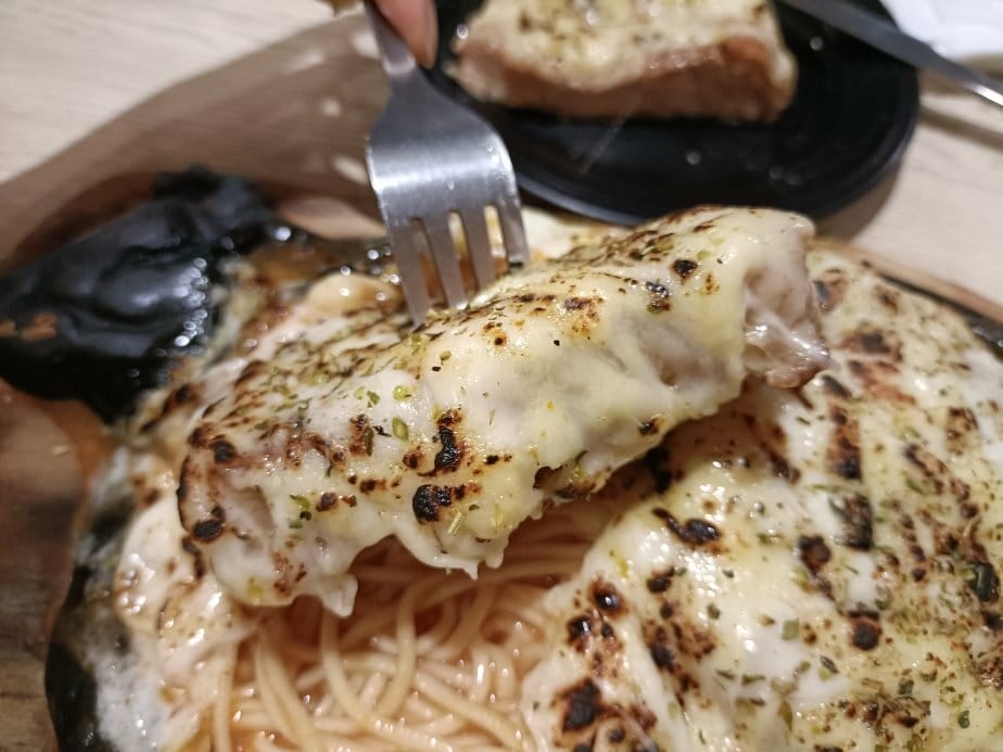 樹林美食|樹林大眾牛排~首推炙燒起司豬排，麵、湯、麵包、飲料