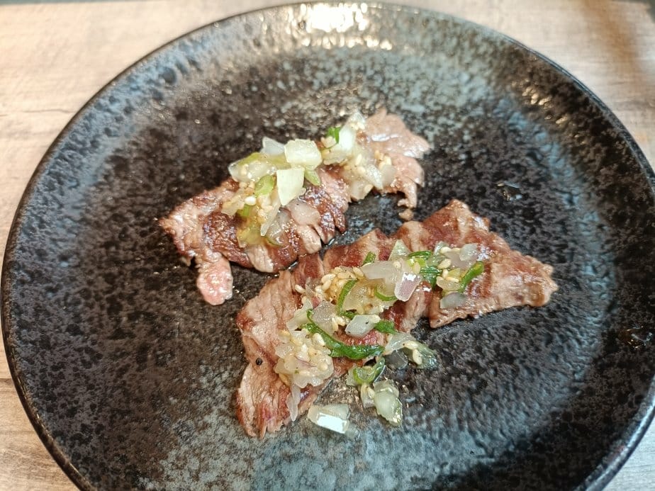 台北忠孝新生美食|山上走走-日式燒肉台北華山店。無菜單料理1