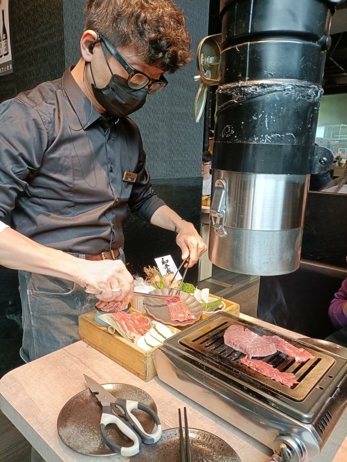 台北忠孝新生美食|山上走走-日式燒肉台北華山店。無菜單料理1