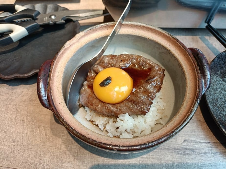 台北忠孝新生美食|山上走走-日式燒肉台北華山店。無菜單料理1