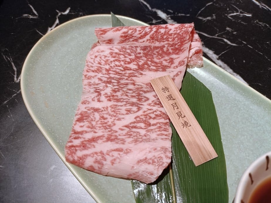 台北信義區美食|本能寺直火燒肉- ATT 4 FUN 信義店