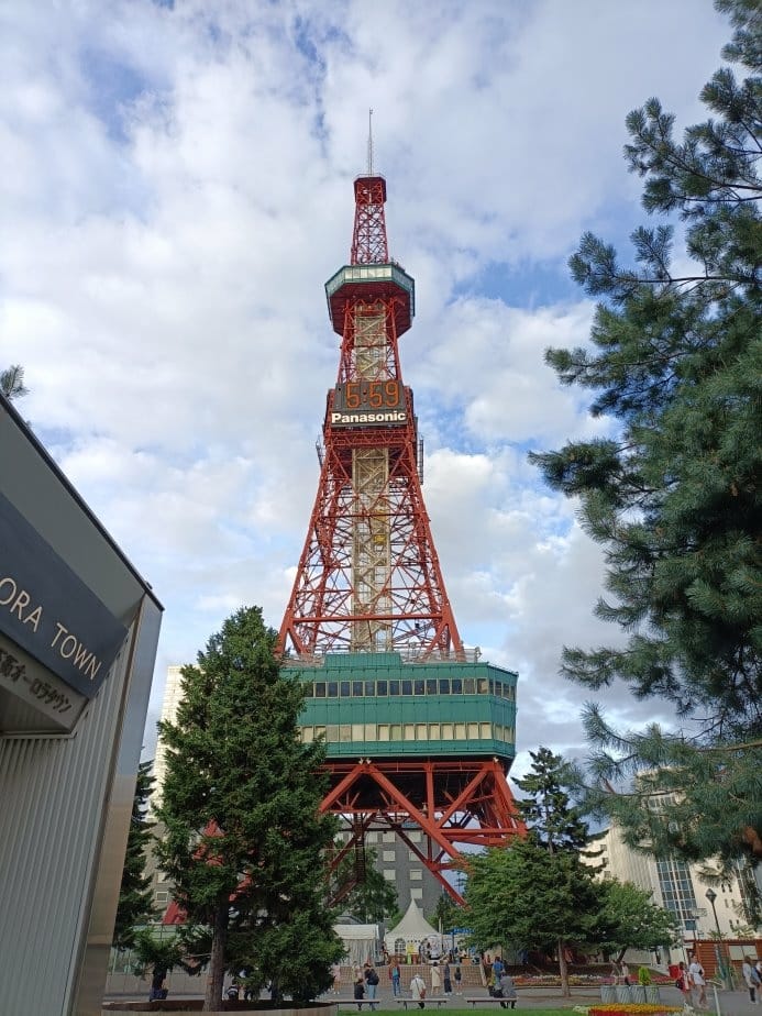 2024東京北海道|富田農場看薰衣草~哈蜜瓜麵包必吃!不吃肯 2024東京北海道|富田農場看薰衣草~哈蜜瓜麵包必吃!不吃肯