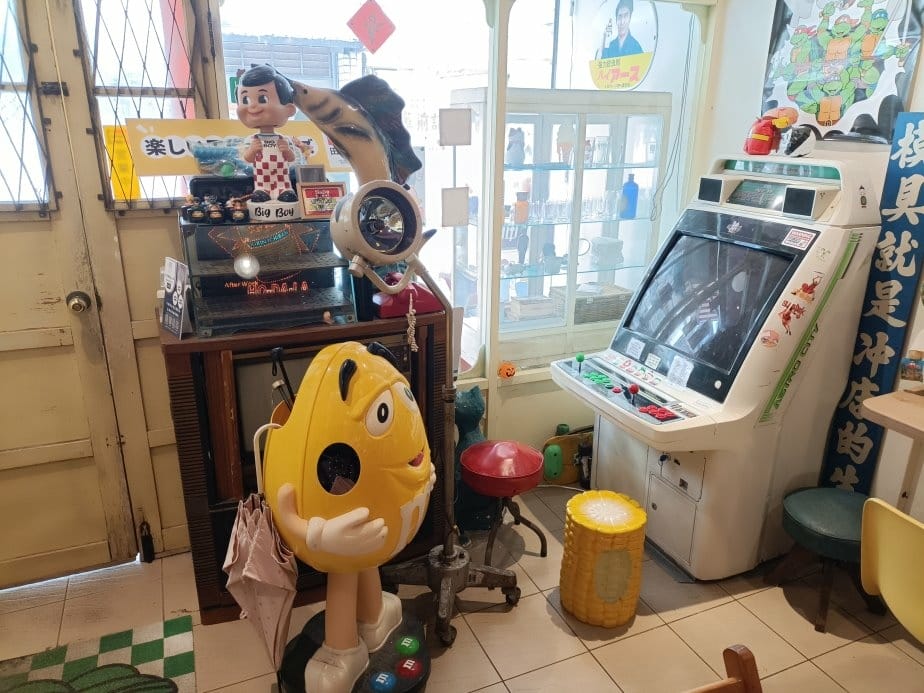 台北信義區甜點|呷滴 Jia Dee。一秒穿梭到昭和復古年代