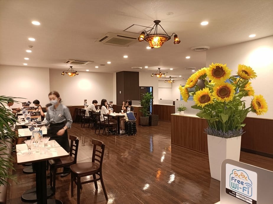 2024東京北海道|雪印Brand 札幌本店。好吃的聖代冰淇 2024東京北海道|雪印Brand 札幌本店。好吃的聖代冰淇