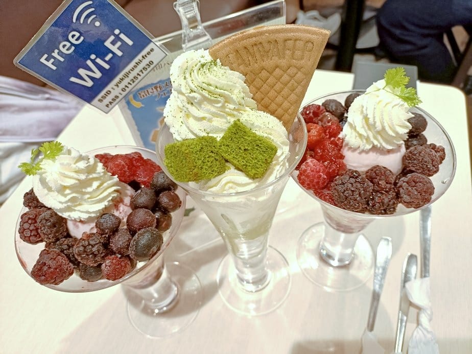 2024東京北海道|雪印Brand 札幌本店。好吃的聖代冰淇 2024東京北海道|雪印Brand 札幌本店。好吃的聖代冰淇