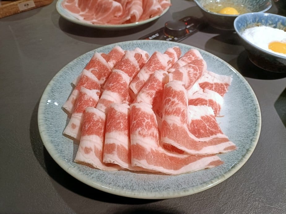 台北忠孝復興美食|しゃぶ信玄壽喜燒。個人鍋壽喜燒、4款日式小