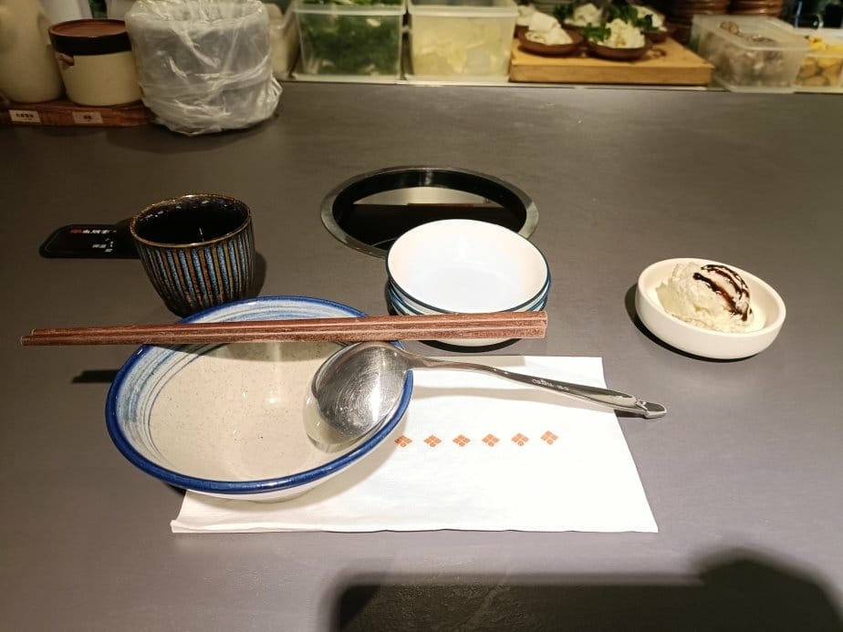 台北忠孝復興美食|しゃぶ信玄壽喜燒。個人鍋壽喜燒、4款日式小