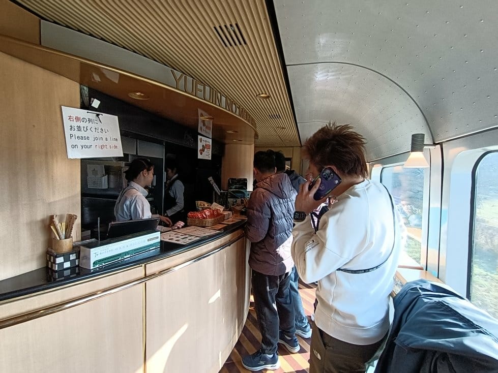 2025九州自由行|由布院之森(ゆふいんの森),全車指定席最 2025九州自由行|由布院之森(ゆふいんの森),全車指定席最