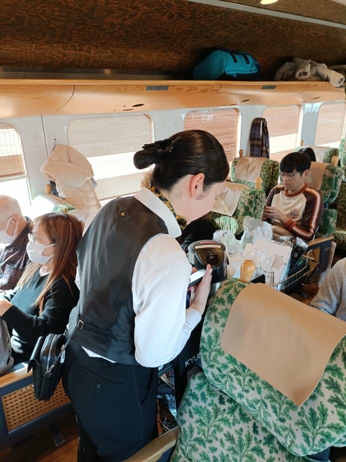 2025九州自由行|由布院之森(ゆふいんの森),全車指定席最 2025九州自由行|由布院之森(ゆふいんの森),全車指定席最