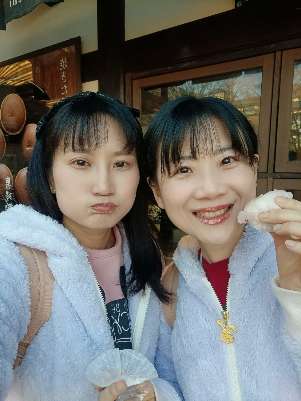 2025九州自由行|由布院散策~黑毛和牛可樂餅、炸雞、草莓大 2025九州自由行|由布院散策~黑毛和牛可樂餅、炸雞、草莓大