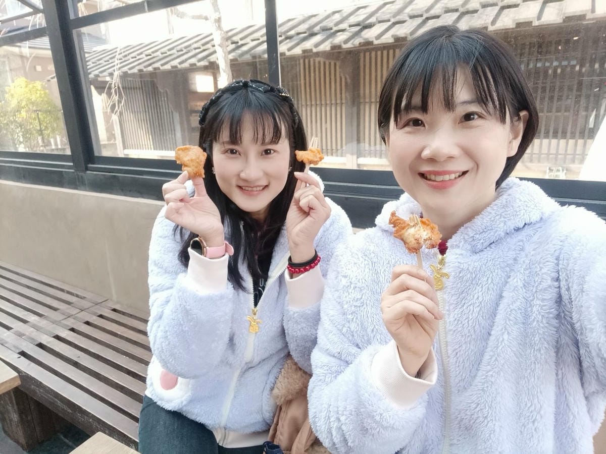 2025九州自由行|由布院散策~黑毛和牛可樂餅、炸雞、草莓大 2025九州自由行|由布院散策~黑毛和牛可樂餅、炸雞、草莓大