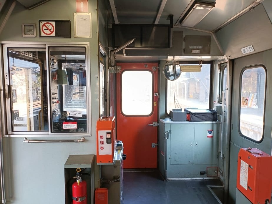 2025九州自由行|由布院到別府,搭JR中途要到大分站換車喔 2025九州自由行|由布院到別府,搭JR中途要到大分站換車喔