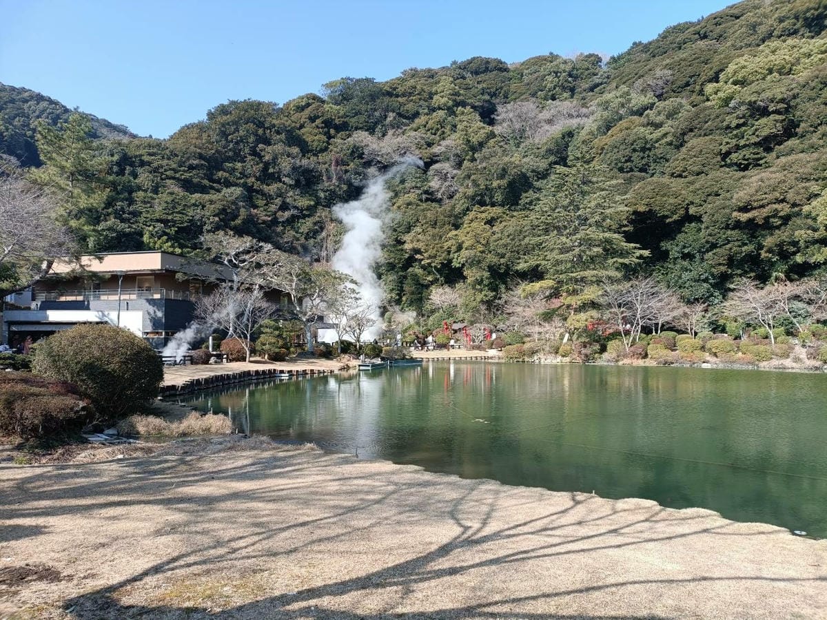 2025九州自由行|別府地獄之旅~海地獄、鬼石坊主地獄，奇特