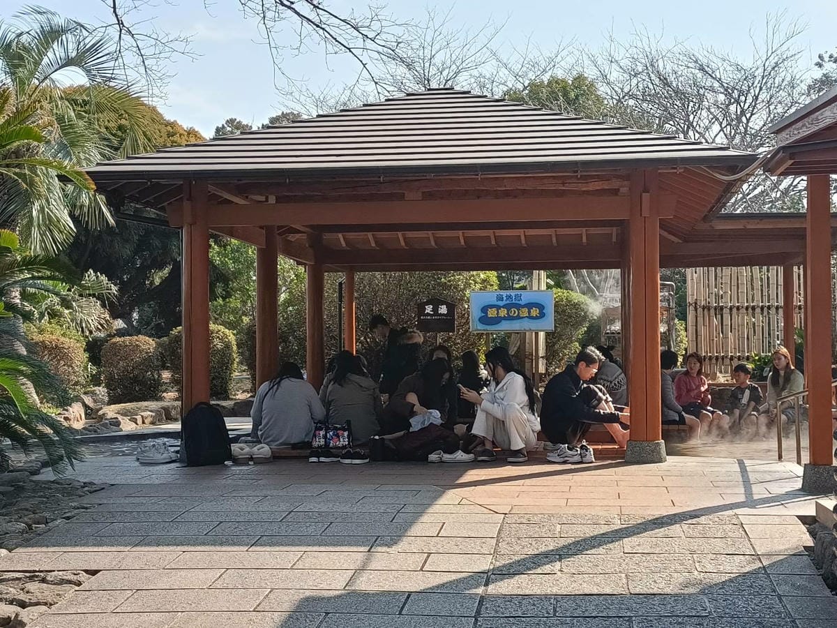 2025九州自由行|別府地獄之旅~海地獄、鬼石坊主地獄，奇特