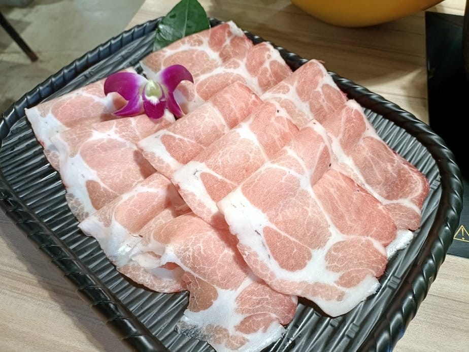 台北西門町美食|辛野火鍋平價火鍋最便宜一鍋只要359元,享蔬 台北西門町美食|辛野火鍋平價火鍋最便宜一鍋只要359元,享蔬