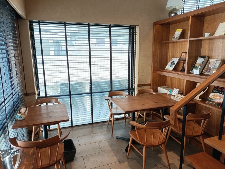 2025九州自由行|白金茶房~隱藏在住宅巷弄中的獨棟咖啡廳! 2025九州自由行|白金茶房~隱藏在住宅巷弄中的獨棟咖啡廳!