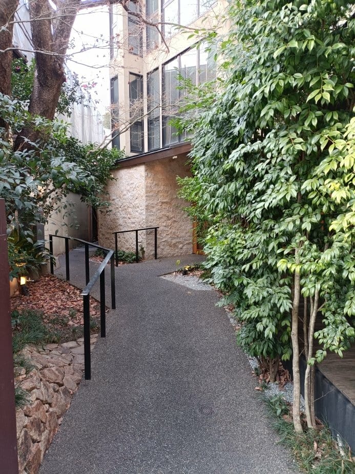 2025九州自由行|白金茶房~隱藏在住宅巷弄中的獨棟咖啡廳! 2025九州自由行|白金茶房~隱藏在住宅巷弄中的獨棟咖啡廳!