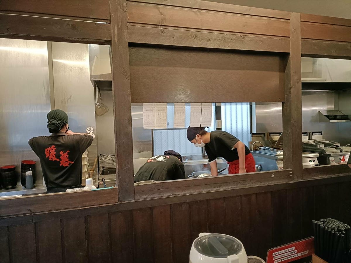 2025九州自由行|從福岡出發到太宰府、暖暮拉麵(太宰府駅前 2025九州自由行|從福岡出發到太宰府、暖暮拉麵(太宰府駅前