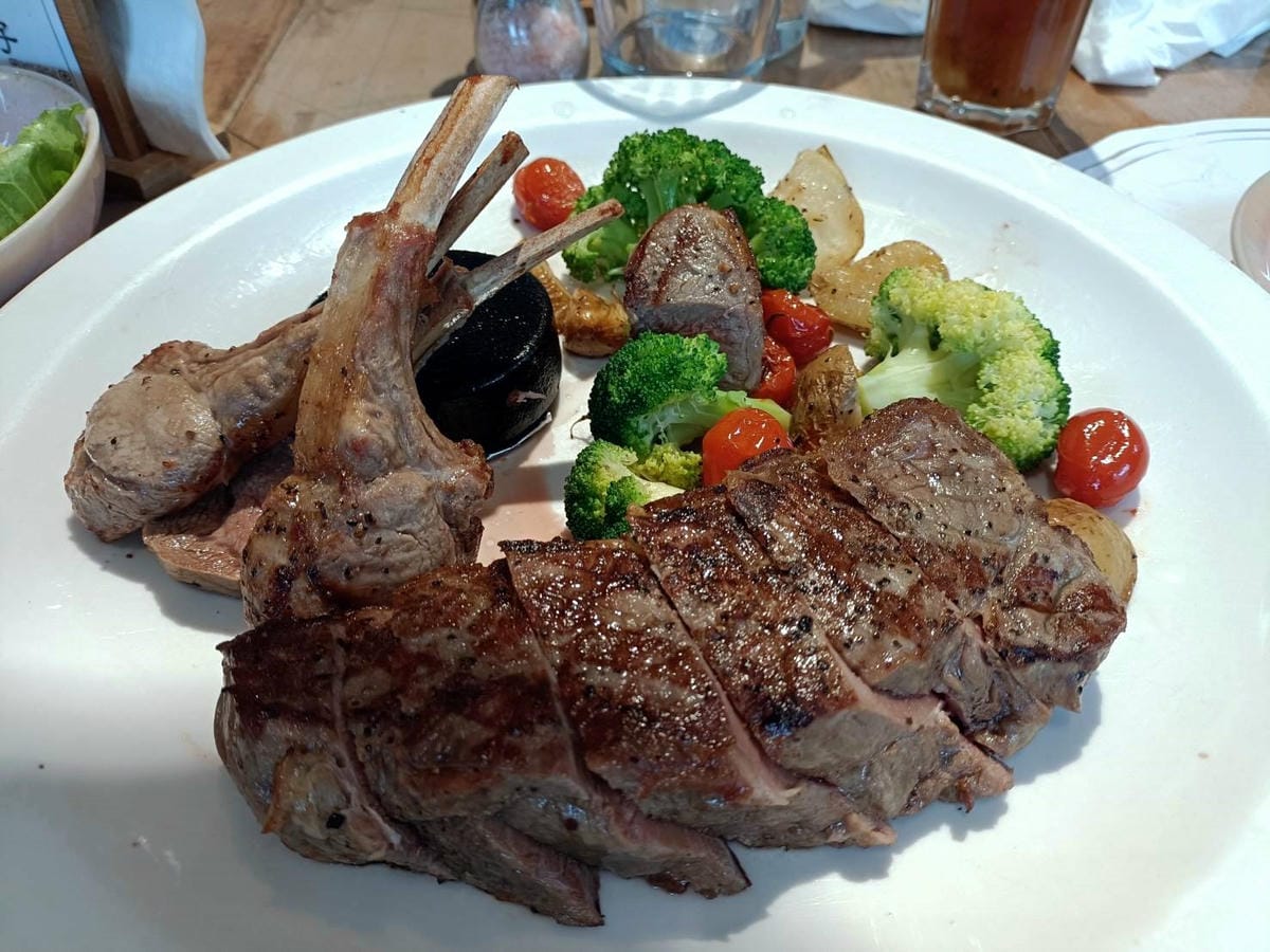 陽明山景觀餐廳|白房子Yang Ming Caf’e。白色小 陽明山景觀餐廳|白房子Yang Ming Caf’e。白色小