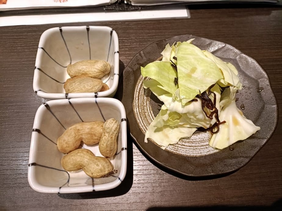 2025九州自由行|竹乃屋-祇園店。主打串烤雞皮~首推柚子胡 2025九州自由行|竹乃屋-祇園店。主打串烤雞皮~首推柚子胡