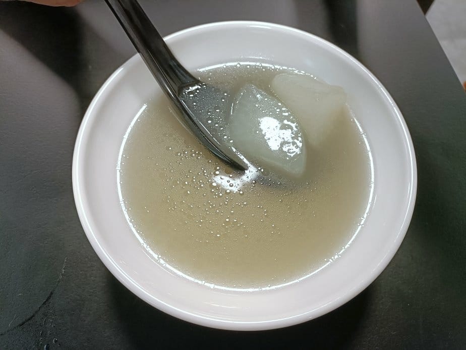 樹林美食|喙蘴號三峽老虎麵到樹林開分店啦!乾辣麵、蘿蔔湯好搭