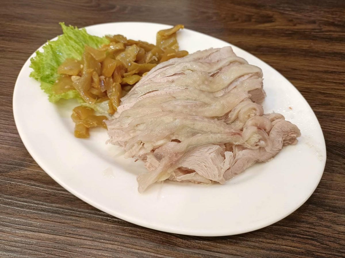 ​​板橋美食|六必居潮州一品沙鍋粥 中山總店。板橋最火的粥品