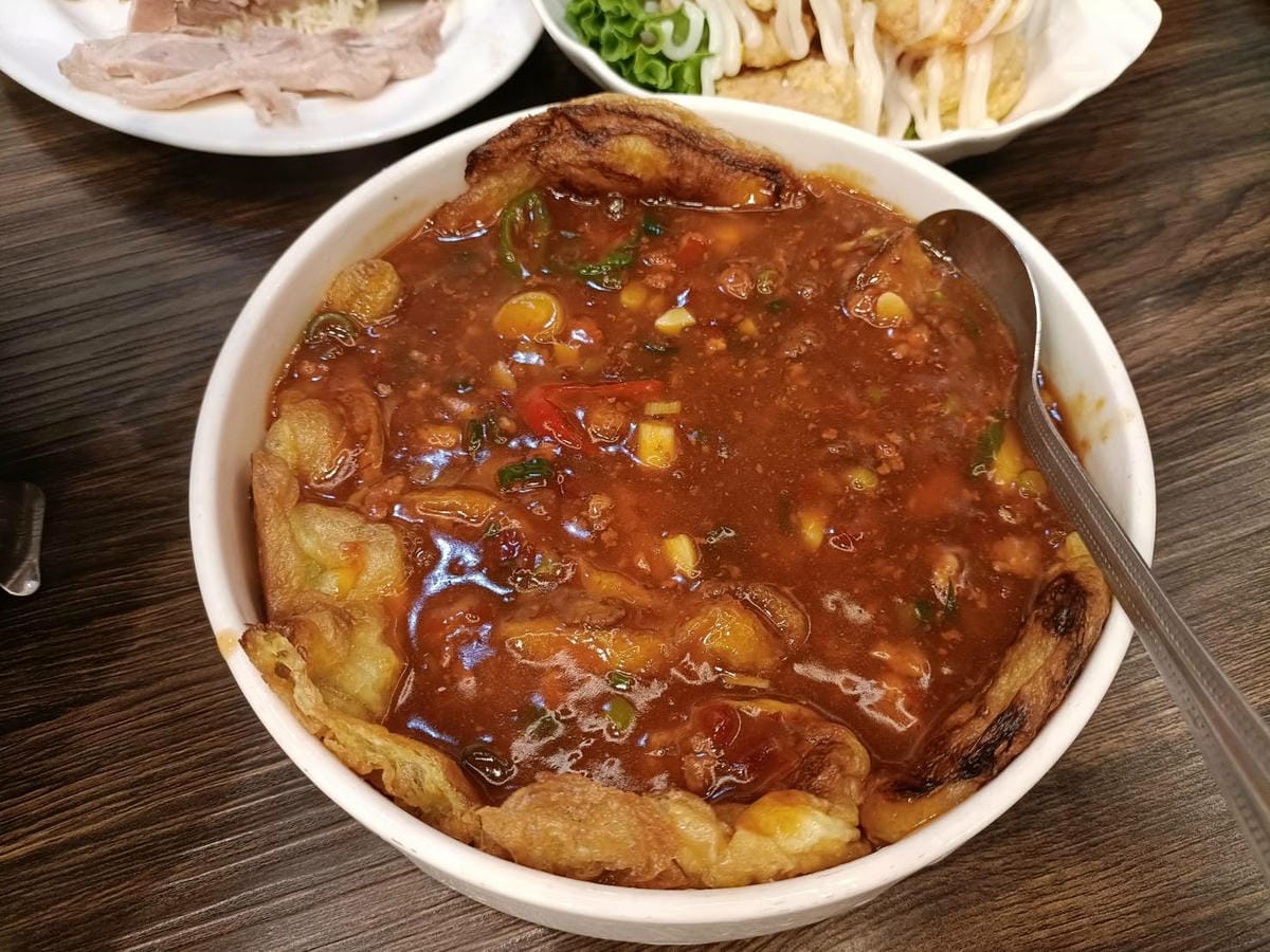 ​​板橋美食|六必居潮州一品沙鍋粥 中山總店。板橋最火的粥品