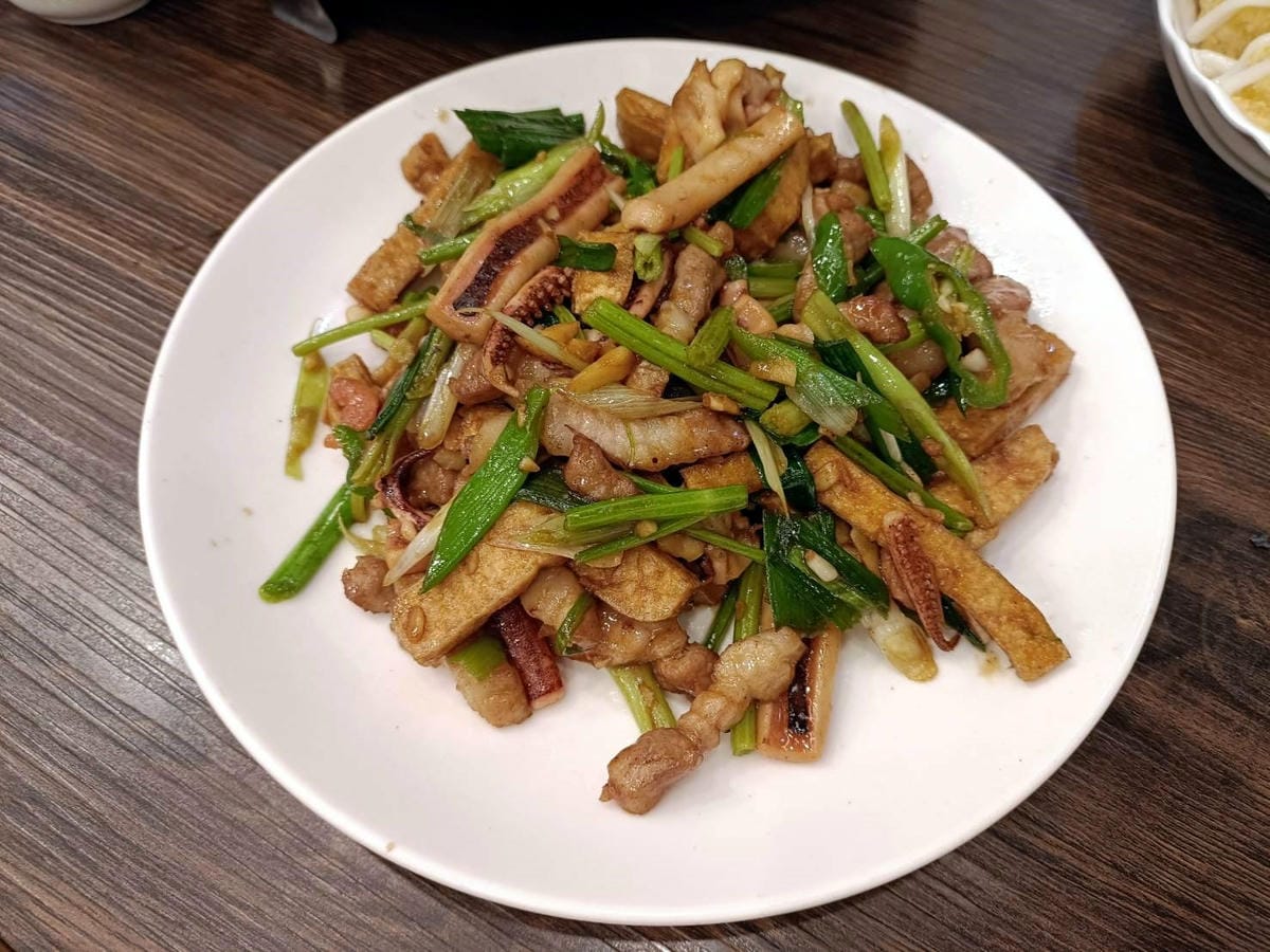 ​​板橋美食|六必居潮州一品沙鍋粥 中山總店。板橋最火的粥品