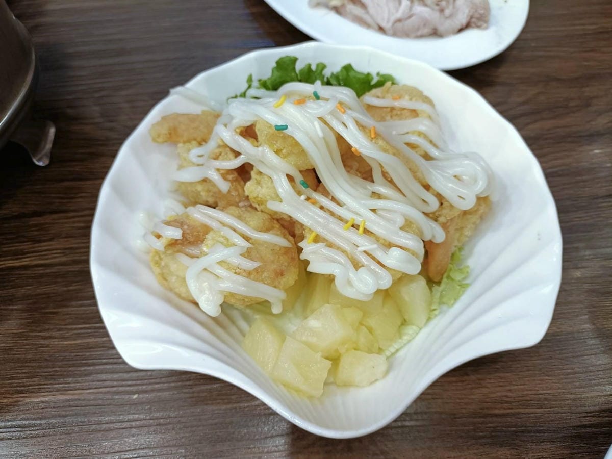 ​​板橋美食|六必居潮州一品沙鍋粥 中山總店。板橋最火的粥品