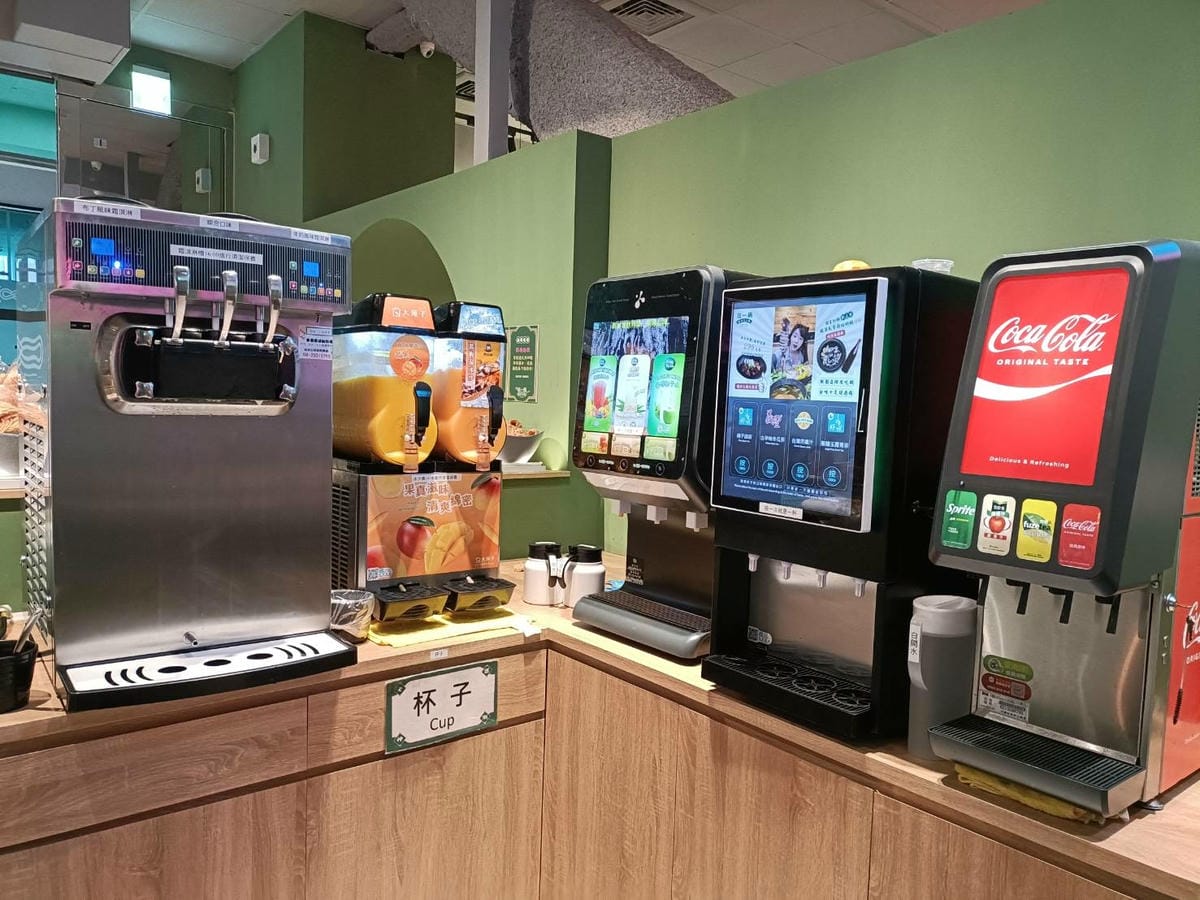 台北西門町美食|狂一鍋台式火鍋第一品牌－台北西門町店 。台式