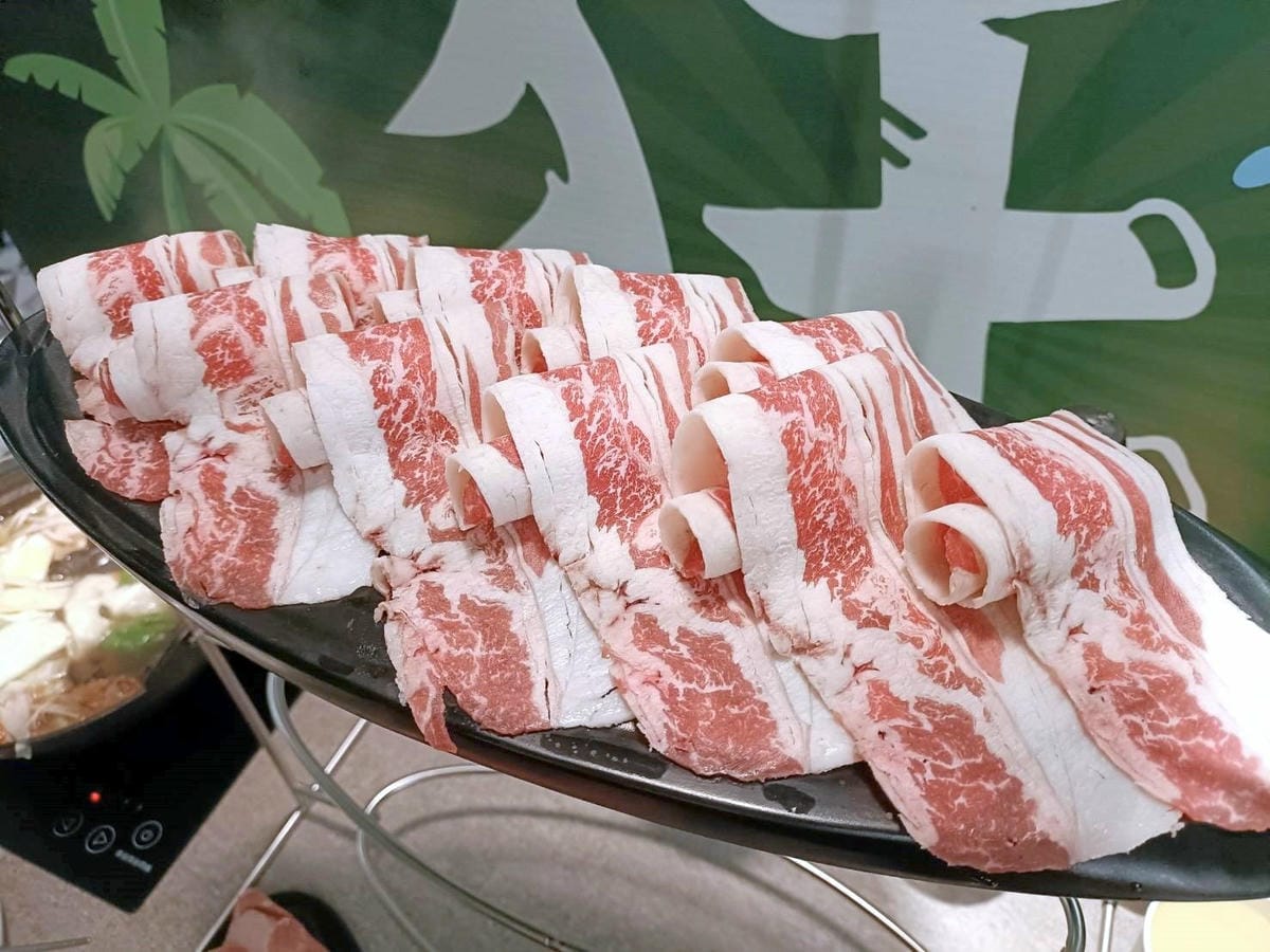 台北西門町美食|狂一鍋台式火鍋第一品牌－台北西門町店 。台式