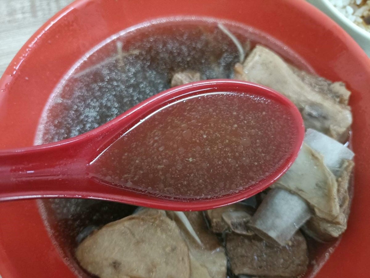 板橋美食|大碗公當歸羊肉。必吃油亮黑金滷肉飯!內含菜單