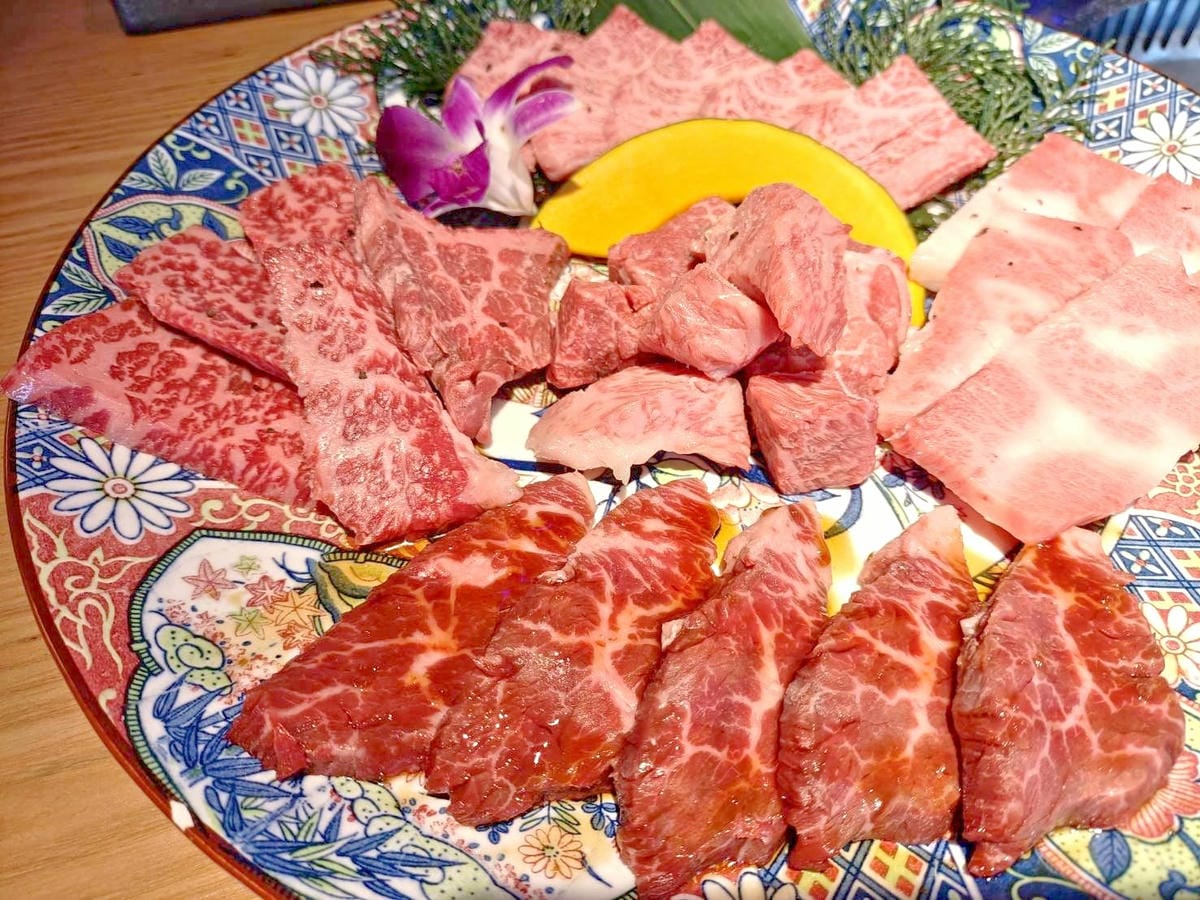 2025大阪|燒肉屋大牧場 道頓堀店。黒毛和牛吃到飽套餐+軟 2025大阪|燒肉屋大牧場 道頓堀店。黒毛和牛吃到飽套餐+軟