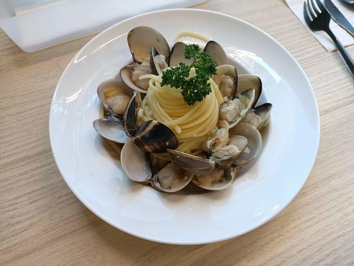 台北西門町美食|樂野食餐廳Leyeshi Cafe 。薄脆現 台北西門町美食|樂野食餐廳Leyeshi Cafe 。薄脆現