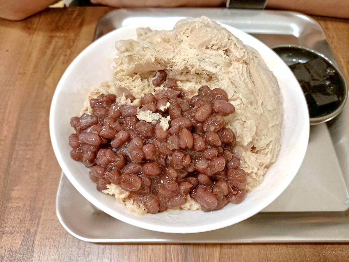 板橋甜點|這里恬冰菓室。牛奶雪花冰微甜奶香、奶茶雪花冰就像直 板橋甜點|這里恬冰菓室。牛奶雪花冰微甜奶香、奶茶雪花冰就像直