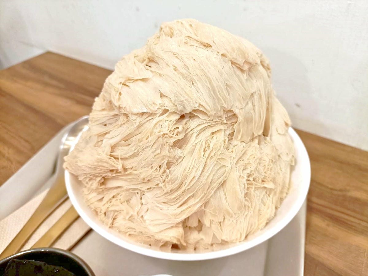 板橋甜點|這里恬冰菓室。牛奶雪花冰微甜奶香、奶茶雪花冰就像直 板橋甜點|這里恬冰菓室。牛奶雪花冰微甜奶香、奶茶雪花冰就像直