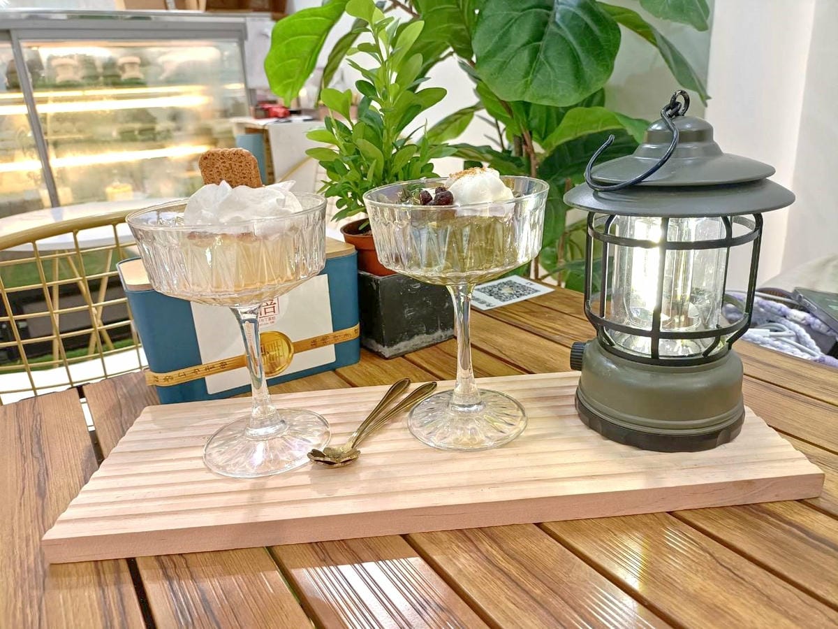 板橋甜點|兩喜布丁蛋糕甜點。鹽之花奶蓋焦糖布丁、京都抹茶布丁 板橋甜點|兩喜布丁蛋糕甜點。鹽之花奶蓋焦糖布丁、京都抹茶布丁