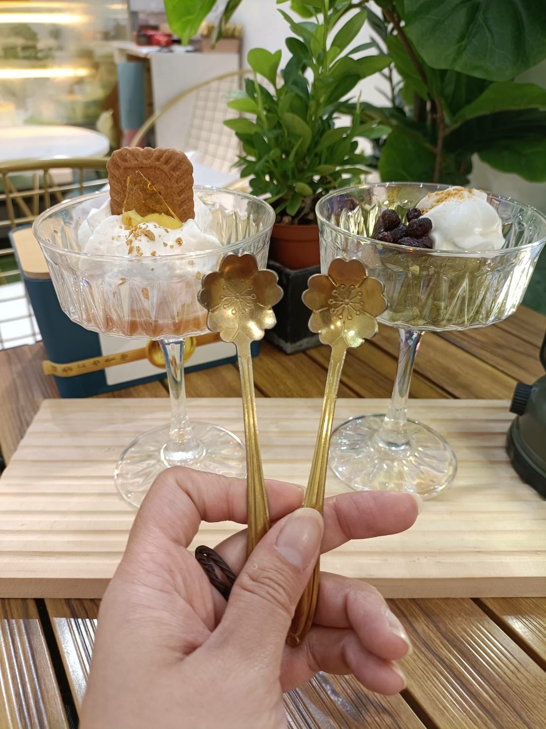 板橋甜點|兩喜布丁蛋糕甜點。鹽之花奶蓋焦糖布丁、京都抹茶布丁 板橋甜點|兩喜布丁蛋糕甜點。鹽之花奶蓋焦糖布丁、京都抹茶布丁