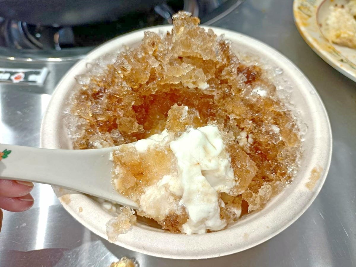 台北國父紀念館美食|李鐵柱老火鍋 台北光復店。醇厚牛油打造八