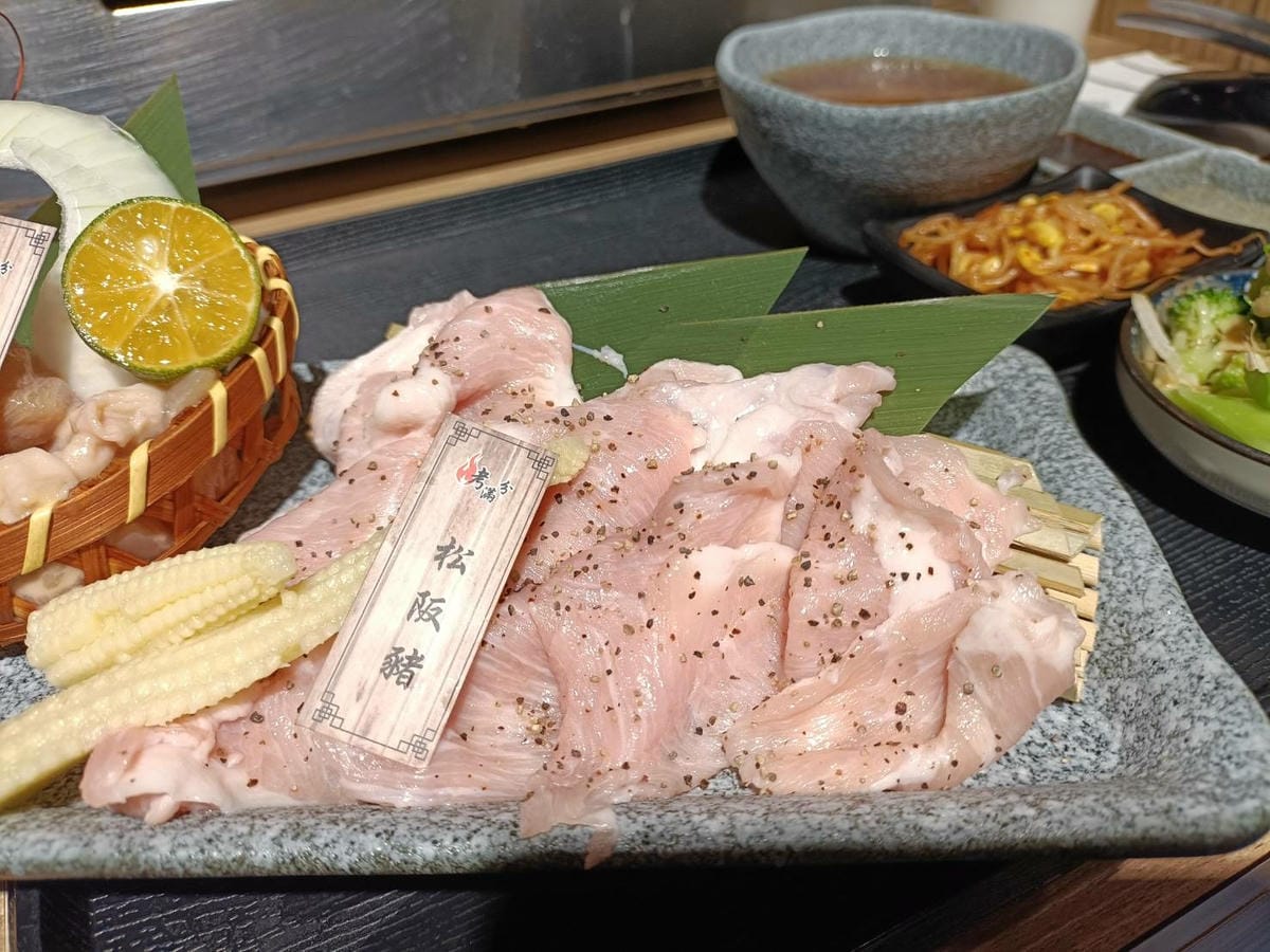 桃園美食|美術系烤滿分燒肉 桃園店