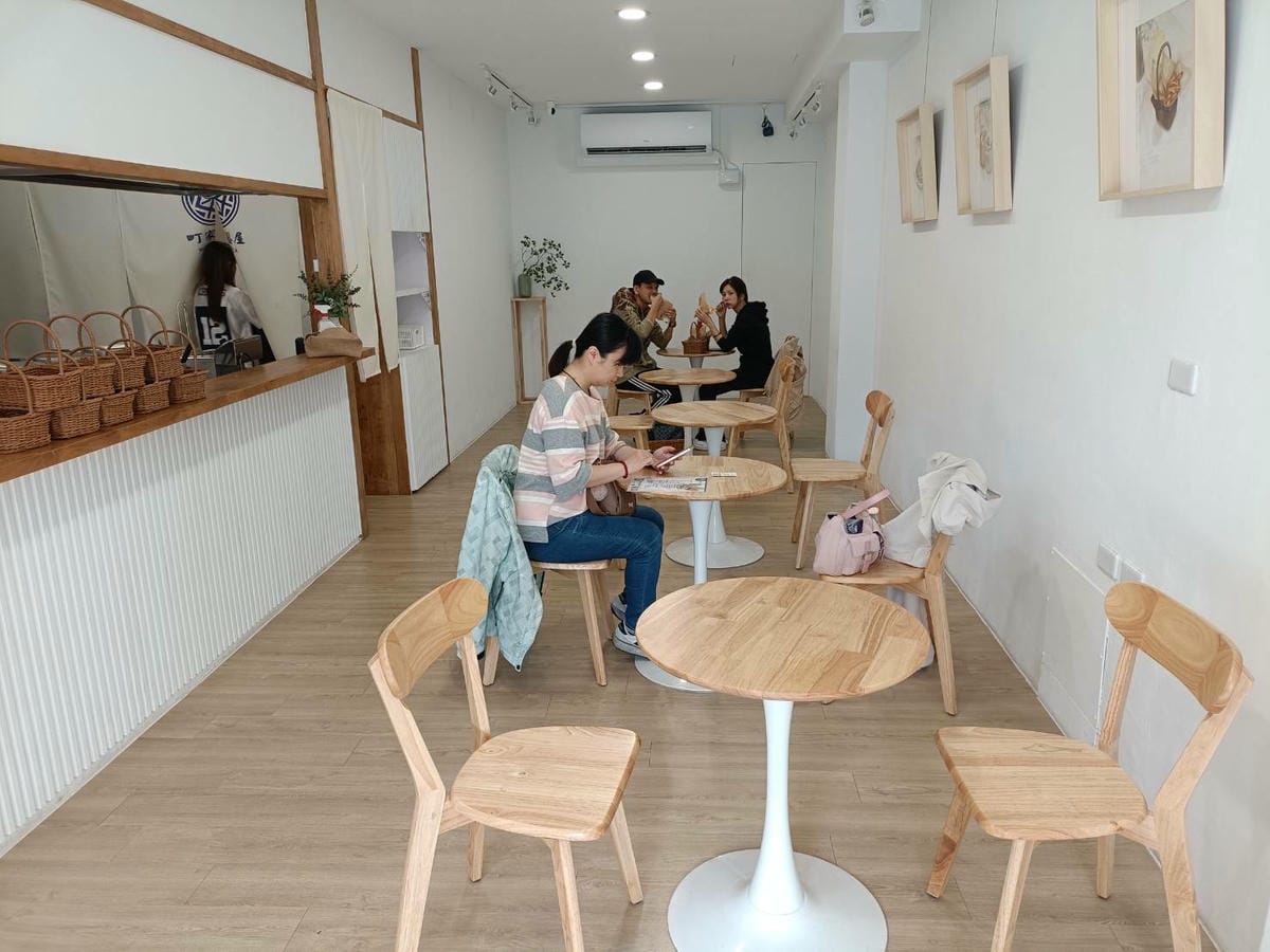 桃園甜點|町家鬆屋。現點現做的「米」鬆餅!首推抹茶紅豆鮮奶油! - 第3張圖 桃園甜點|町家鬆屋。現點現做的「米」鬆餅!首推抹茶紅豆鮮奶油!