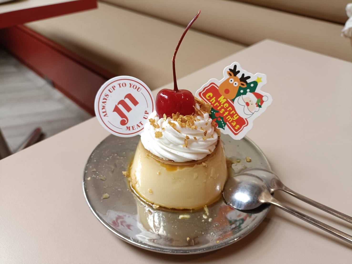 台北中山區甜點|Meat Up 覓晌 中山店。經典草莓舒芙蕾、草苺抹茶飲,草莓季正式登場囉! - 第6張圖 台北中山區甜點|Meat Up 覓晌 中山店。經典草莓舒芙蕾、草苺抹茶飲,草莓季正式登場囉!